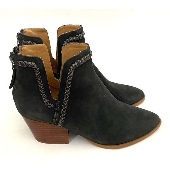 Dolce Vita Heeled Pointed Toe Suede Western Bootie Black Dark Gray Size 6.5 NEW - Picture 3 of 9